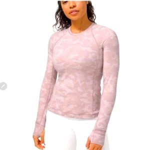 Lululemon Runderful long sleeve in Heritage Camo Pink sz.8